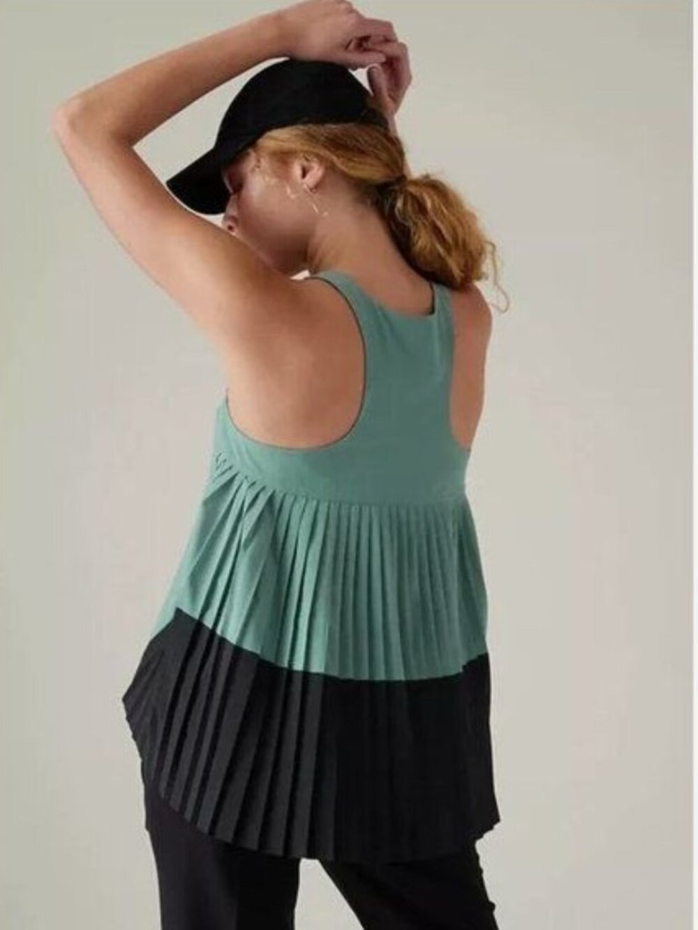 ATHLETA Swing Forward Pleated Tank - S